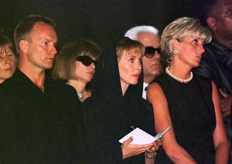 elton diana versace funeral|gianni versace funeral pictures.